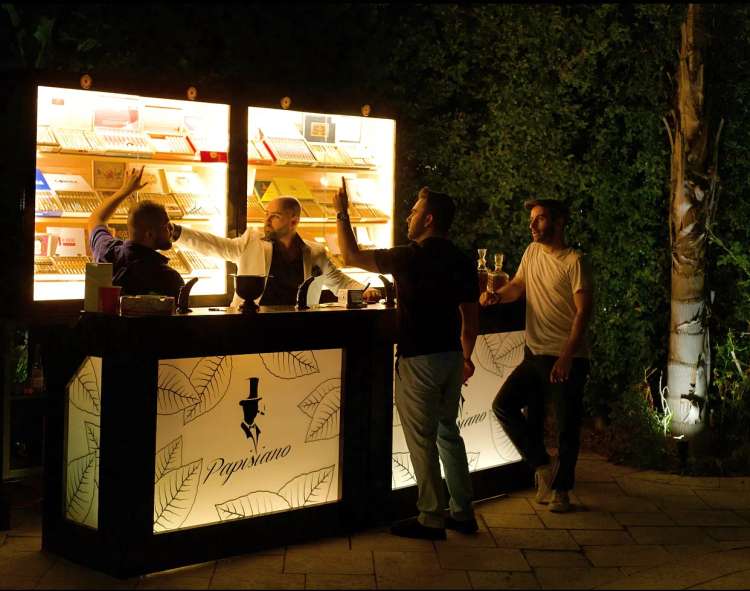 Papisiano Cigar Bars